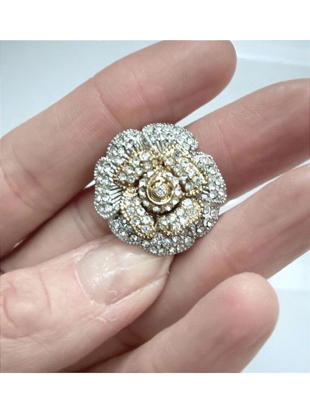 🚫SOLD OUT🚫Crystal Pave Flower Cocktail Ring Silver Gold Statement 9.5